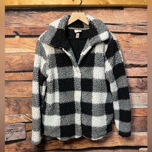Knox Rose Black and White Checkered Teddy Jacket